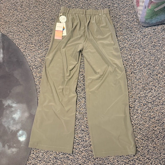 NWT VUORI Villa Trouser Laurel - Picture 5 of 7